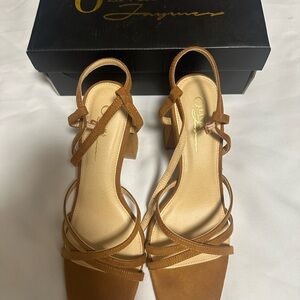 Olivia Jaymes Elegant Brown Strappy Sandals color tan size 9